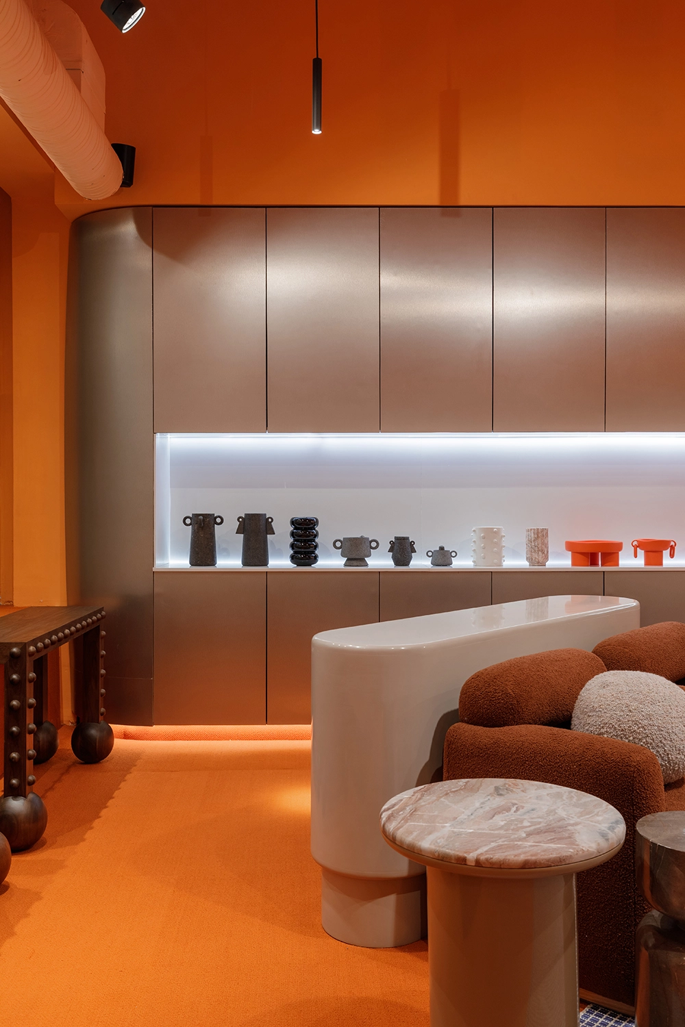 Apolo en San Pedro: Conoce el showroom de Andrés Gutiérrez